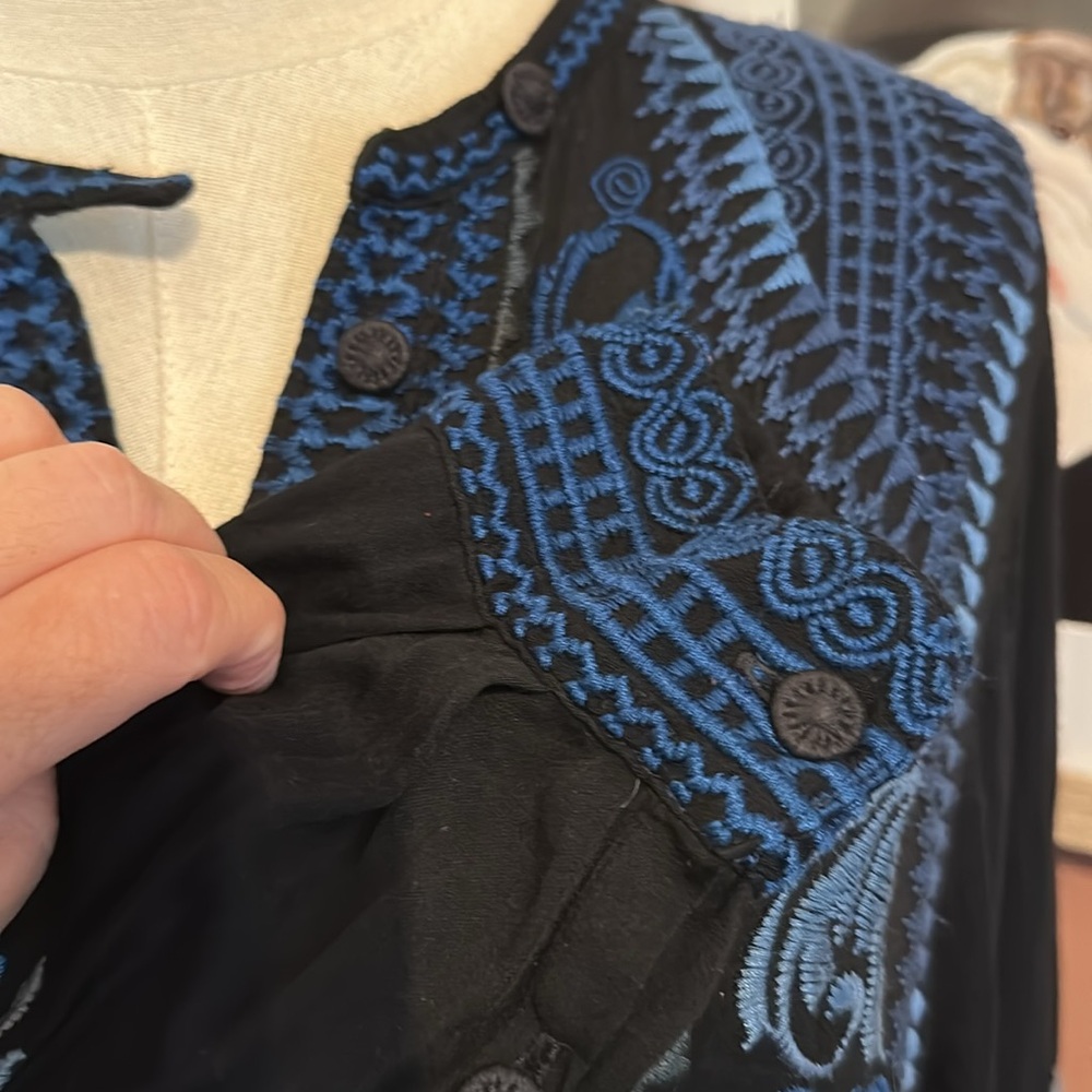 Johnny Was Biya Black & Blue Embroidered rayon blend long sleeve S tunic dress - Picture 5 of 14
